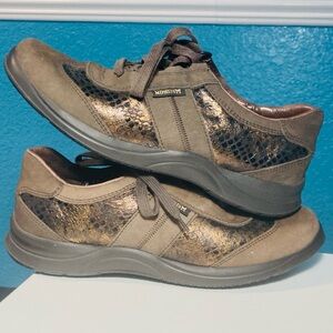 LIKE NEW Mephisto size 6.5 Air-Jet System Genuine Leather 100% Caoutchouc